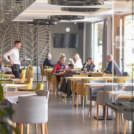 Hotel Stobex Loznica Eksteriør billede