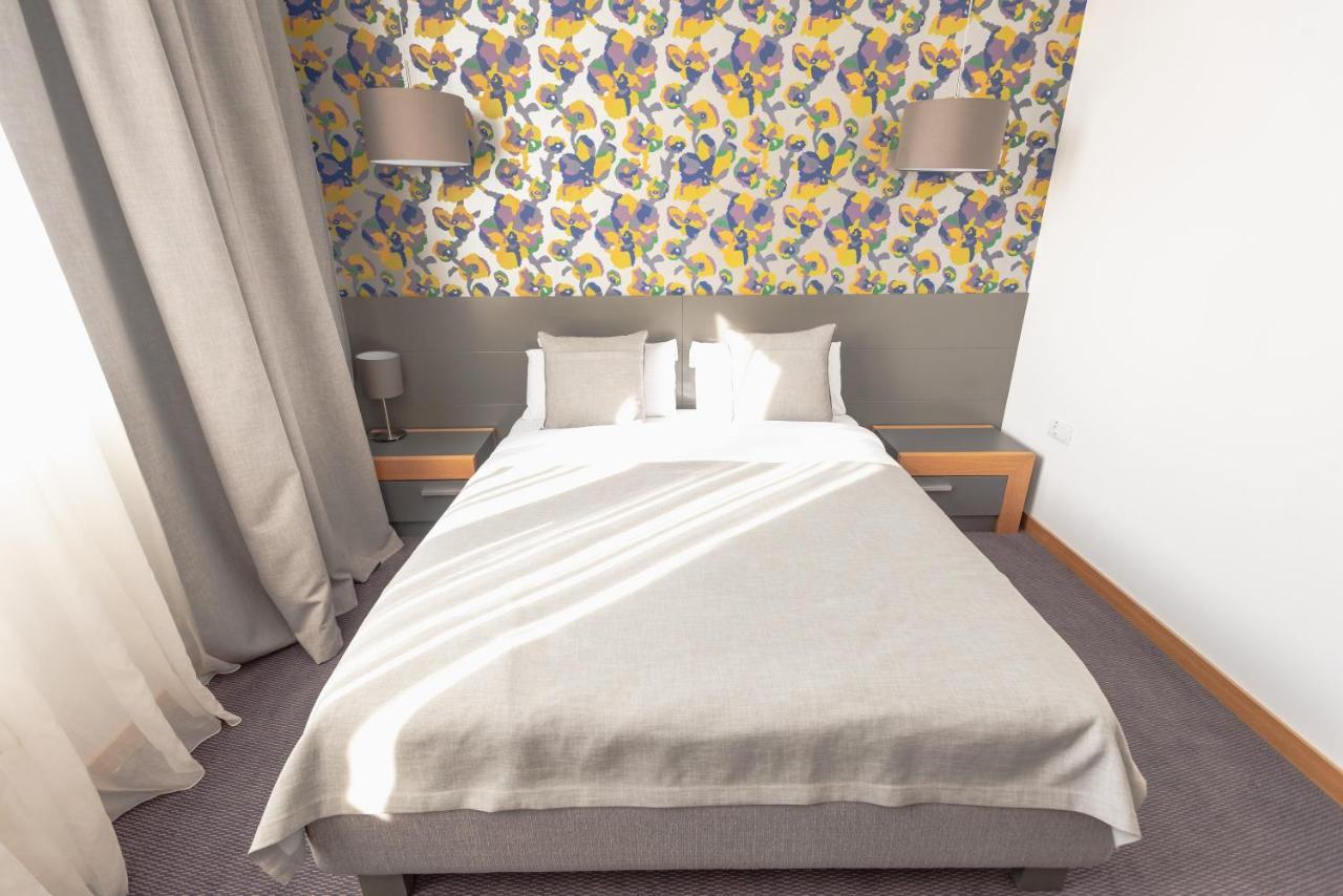 Hotel Stobex Loznica Eksteriør billede