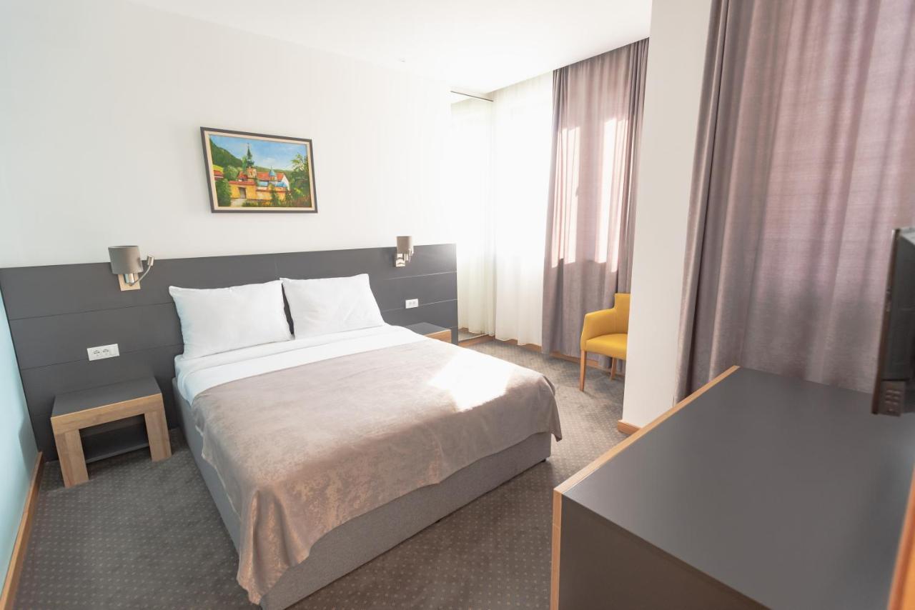 Hotel Stobex Loznica Værelse billede